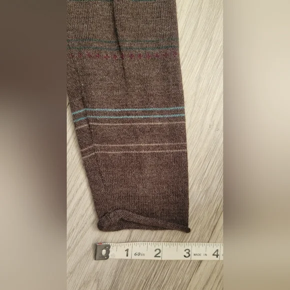 Smartwool Sulawesi Striped Merino Wool Blend Long Sleeve V-Neck Top, Women Small - Picture 7 of 13